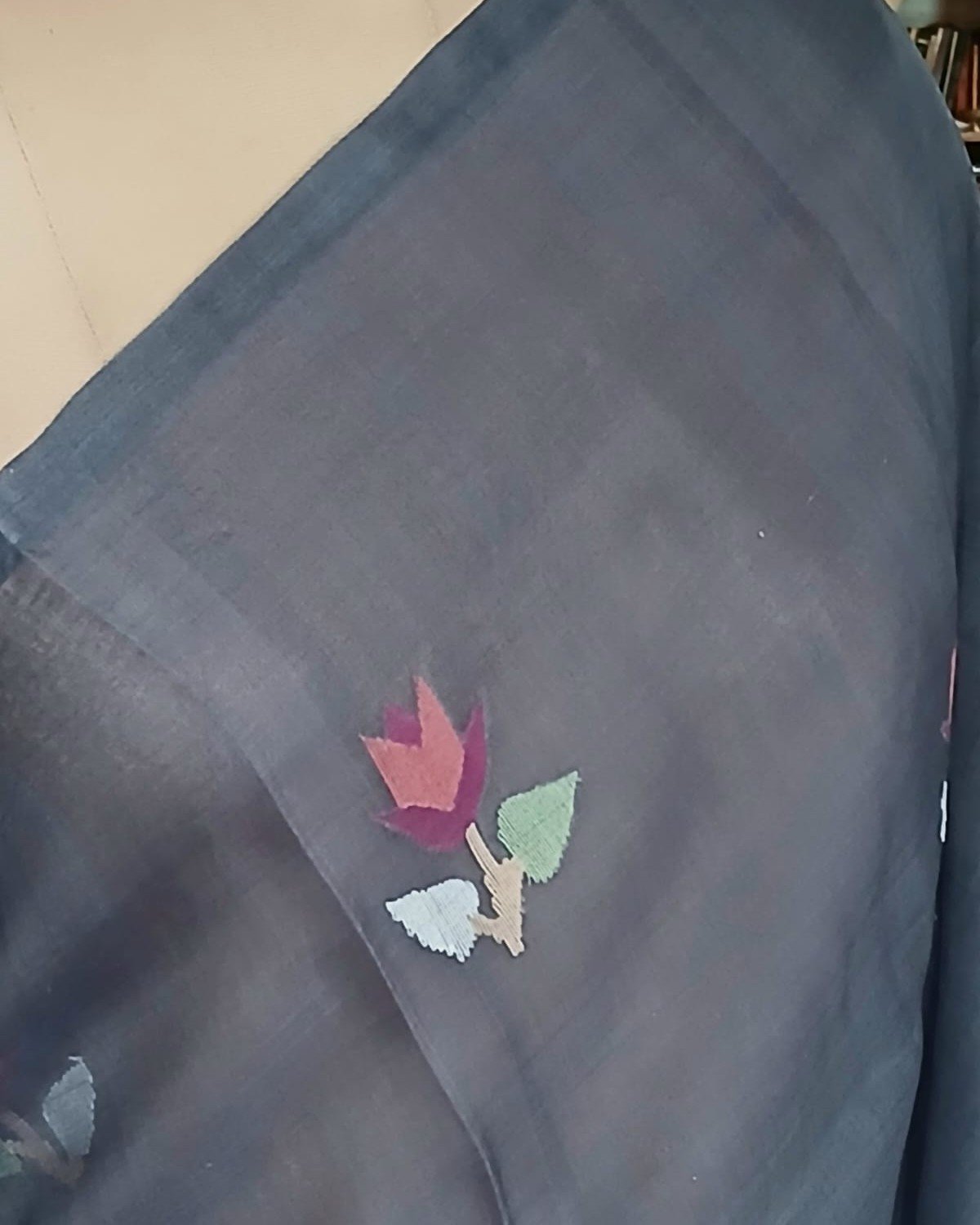 Hand Jamdani in Mulberry Silk with Floral Motifs – (SJMS0013) - Image 3