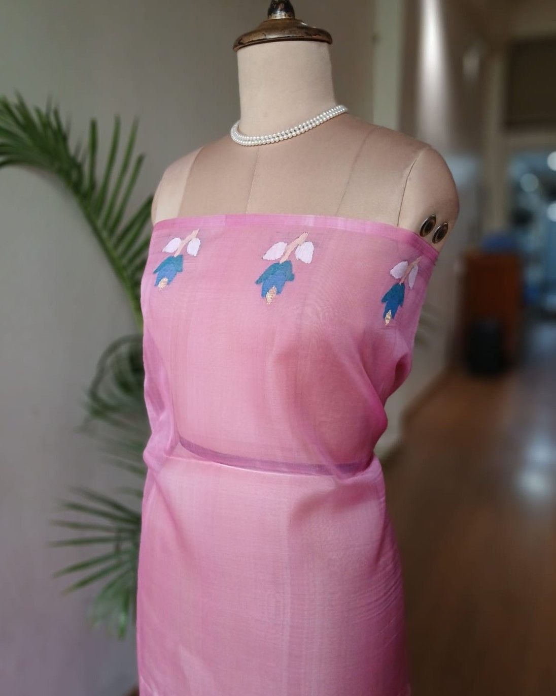 Hand Jamdani in Mulberry Silk with Floral Motifs – (SJMS0022) - Image 7
