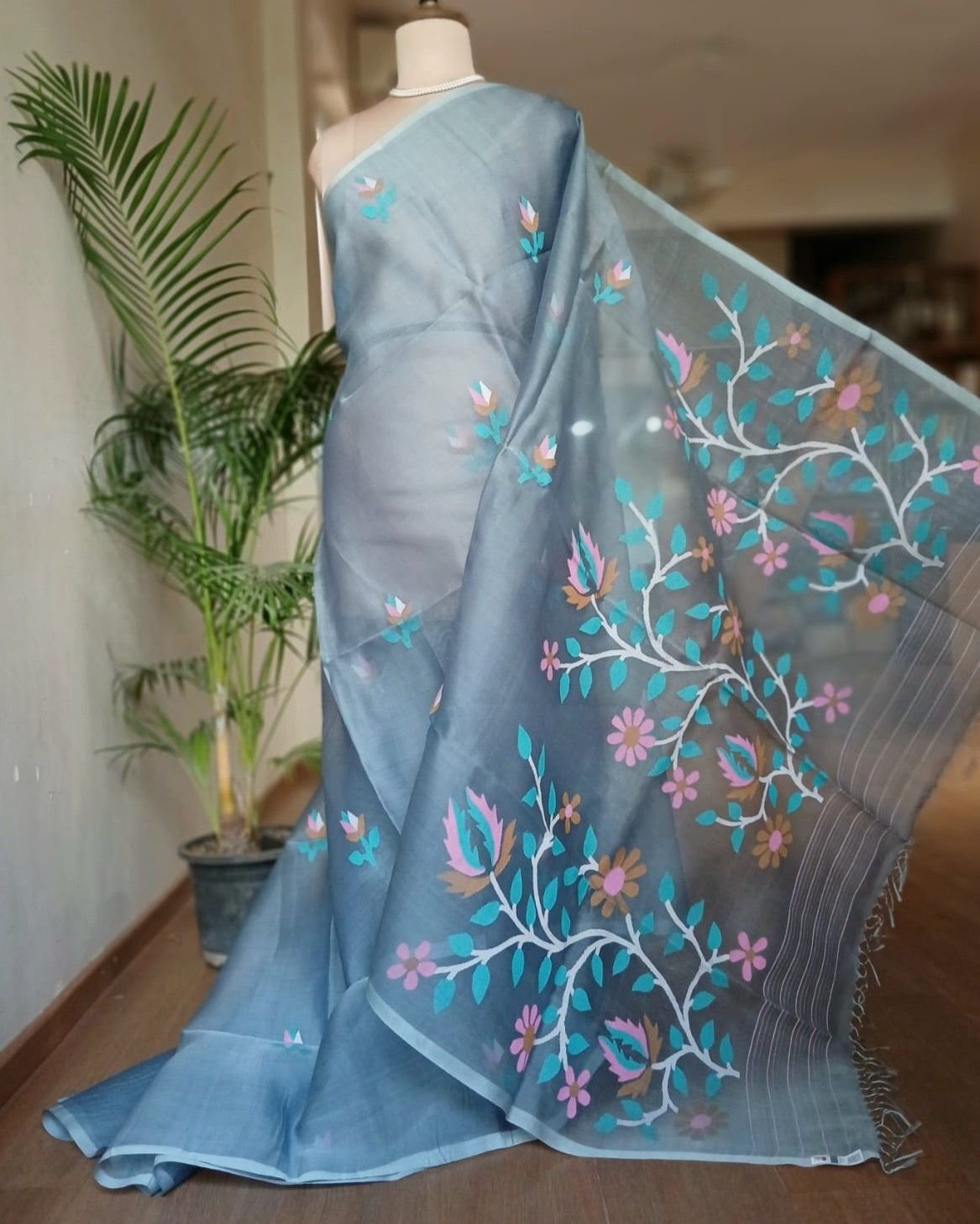 Hand Jamdani in Mulberry Silk with Floral Motifs – (SJMS0023)