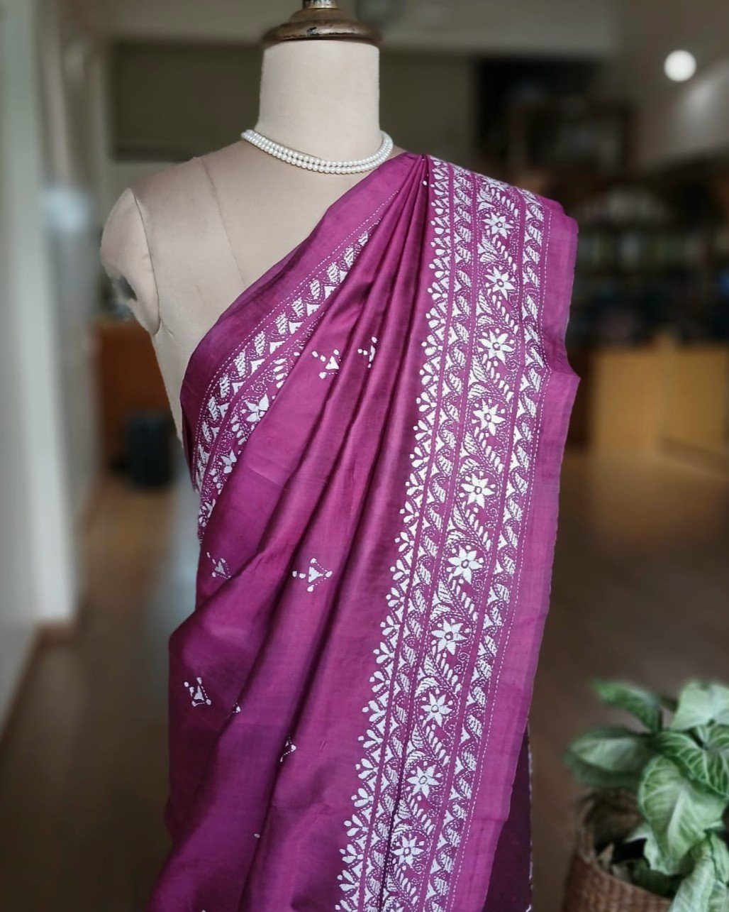 Hand Embroidered Santiniketan Kantha Saree - (SNBK0026) - Image 5