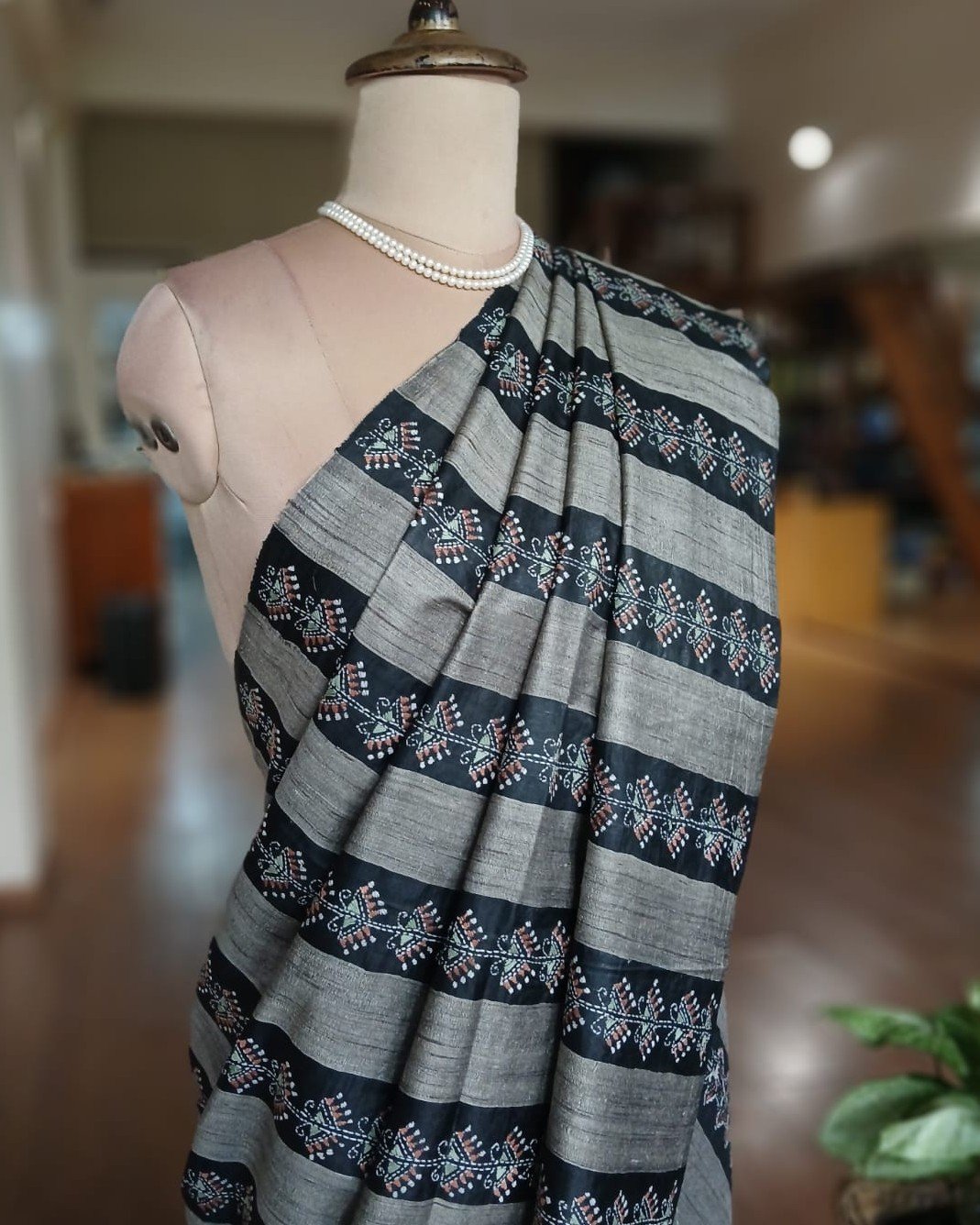 Hand Embroidered Santiniketan Kantha Saree - (SNBK0028) - Image 6