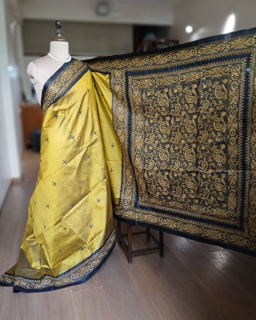 Hand Embroidered Santiniketan Kantha Saree - (SNBK0029) - Image 2
