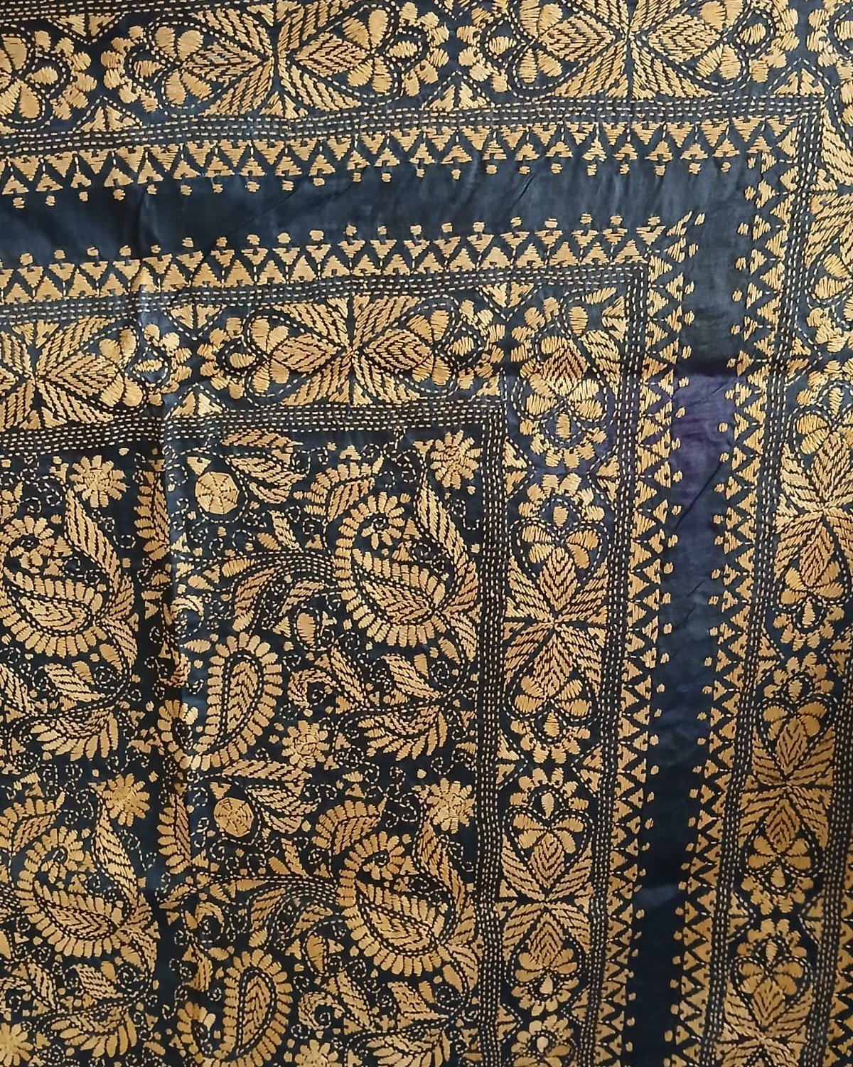 Hand Embroidered Santiniketan Kantha Saree - (SNBK0029) - Image 8