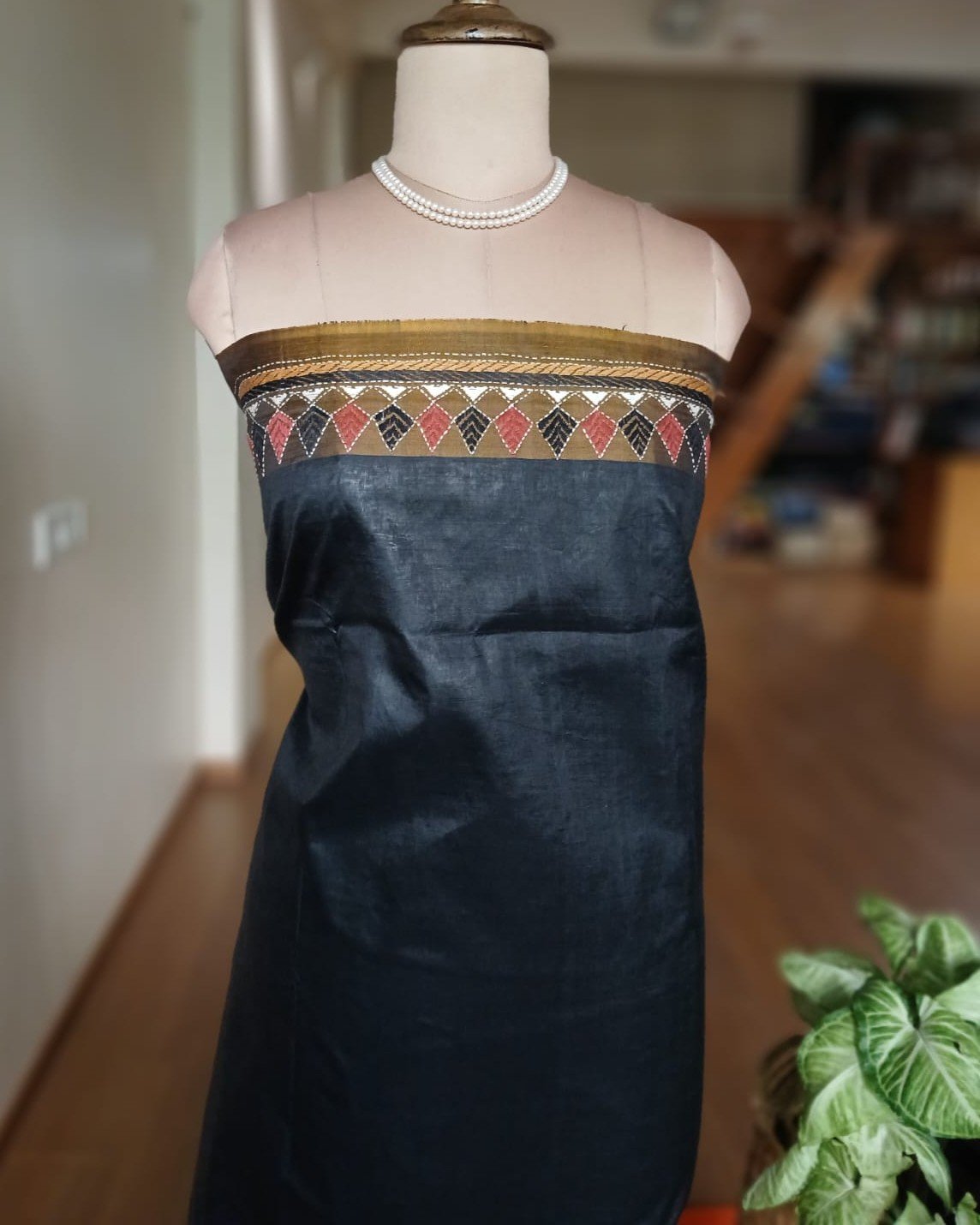 Hand Embroidered Santiniketan Kantha Saree - (SNBK0031) - Image 10