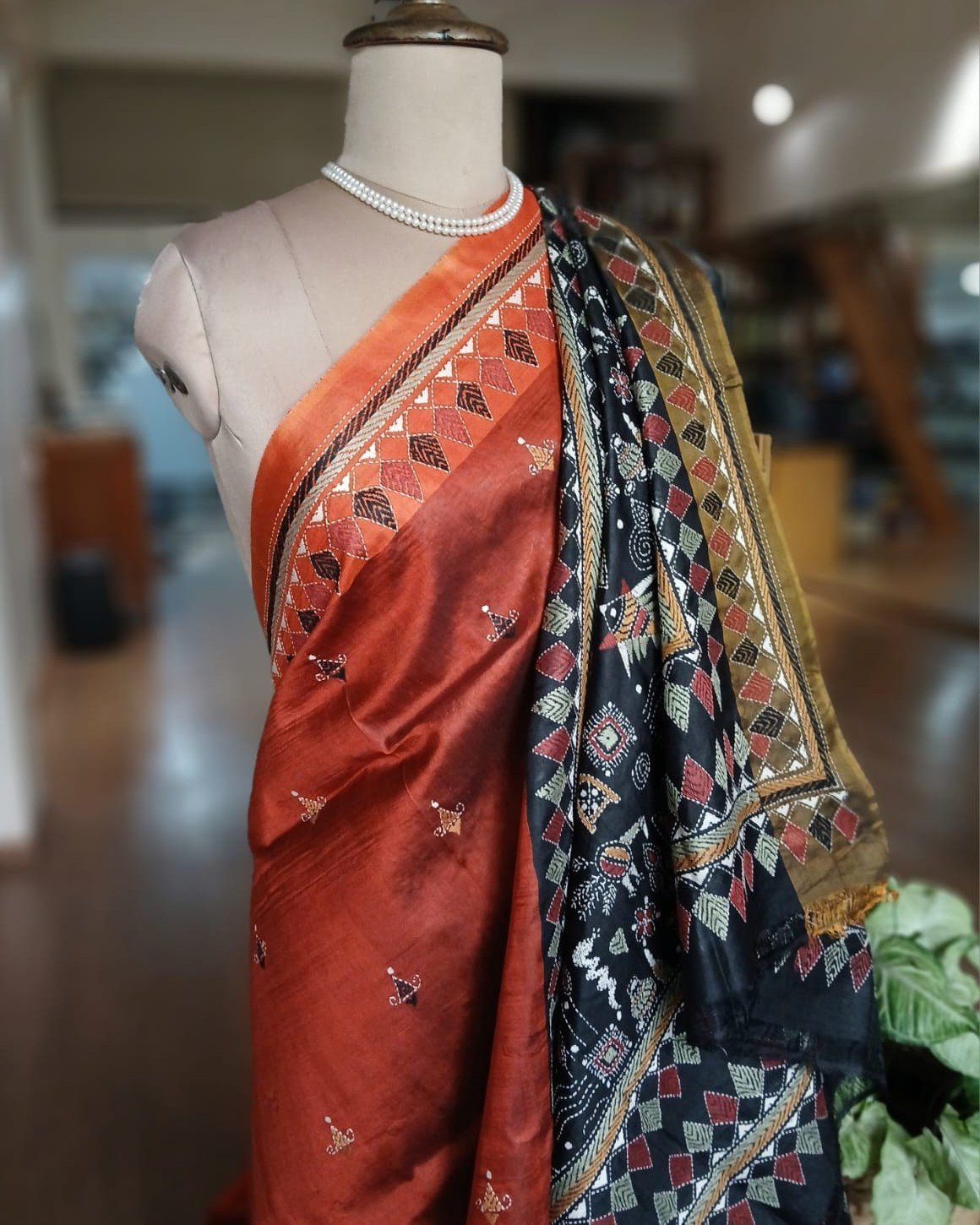 Hand Embroidered Santiniketan Kantha Saree - (SNBK0031) - Image 7