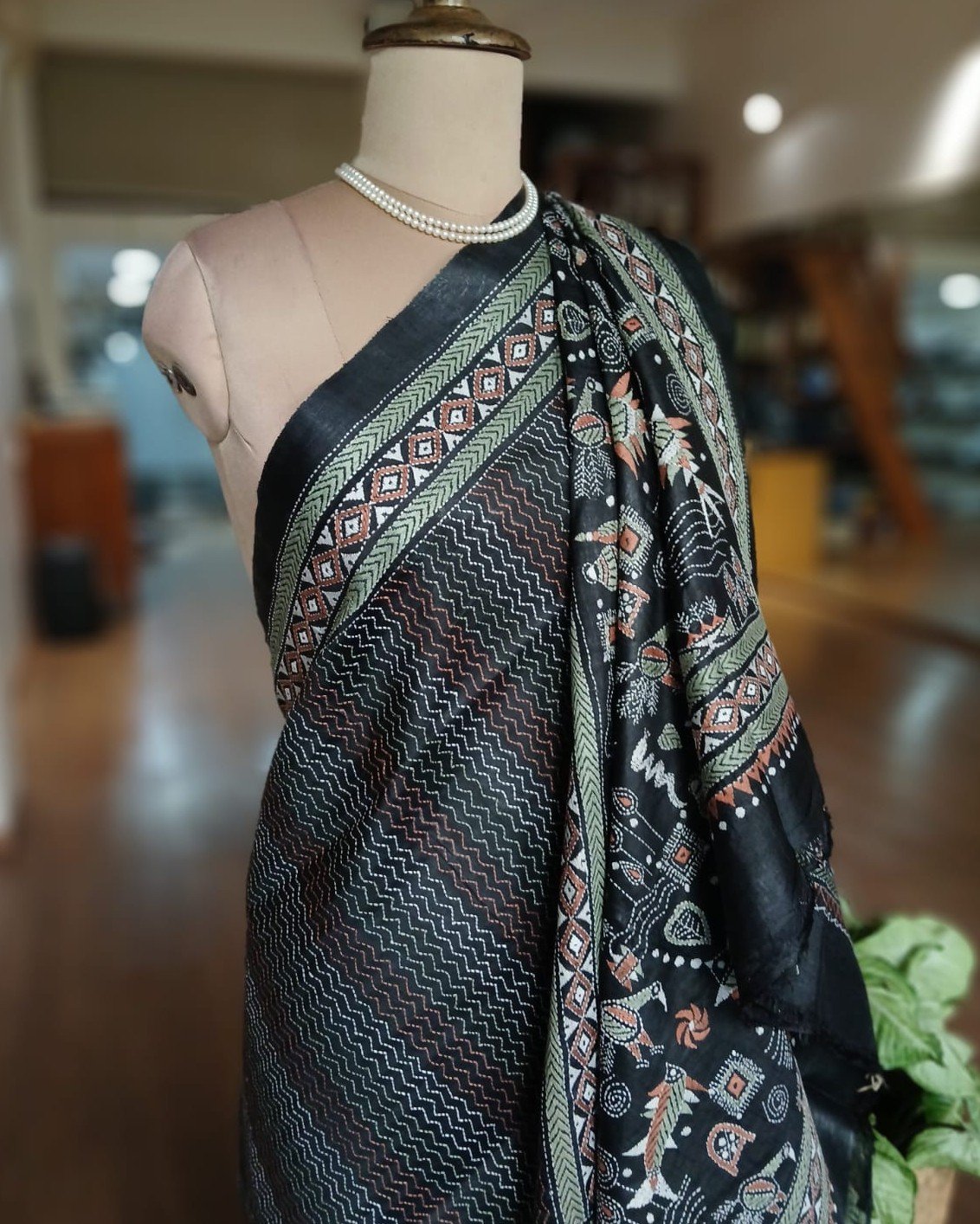 Hand Embroidered Santiniketan Kantha Saree - (SNBK0032) - Image 5