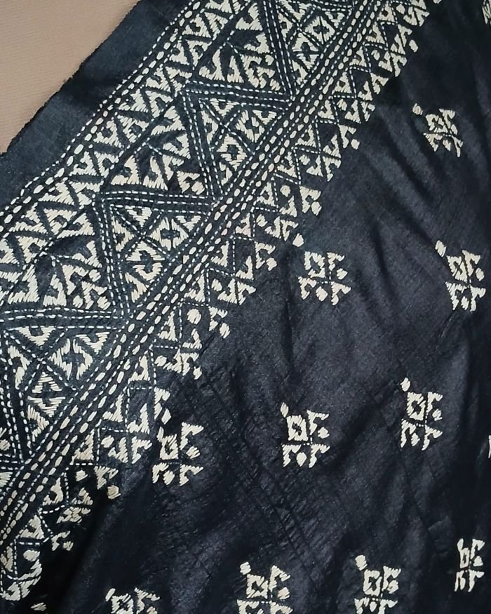 PadmaShree Takdira Begum’s Tussar Silk Kantha Saree – (TSKS0032) - Image 3