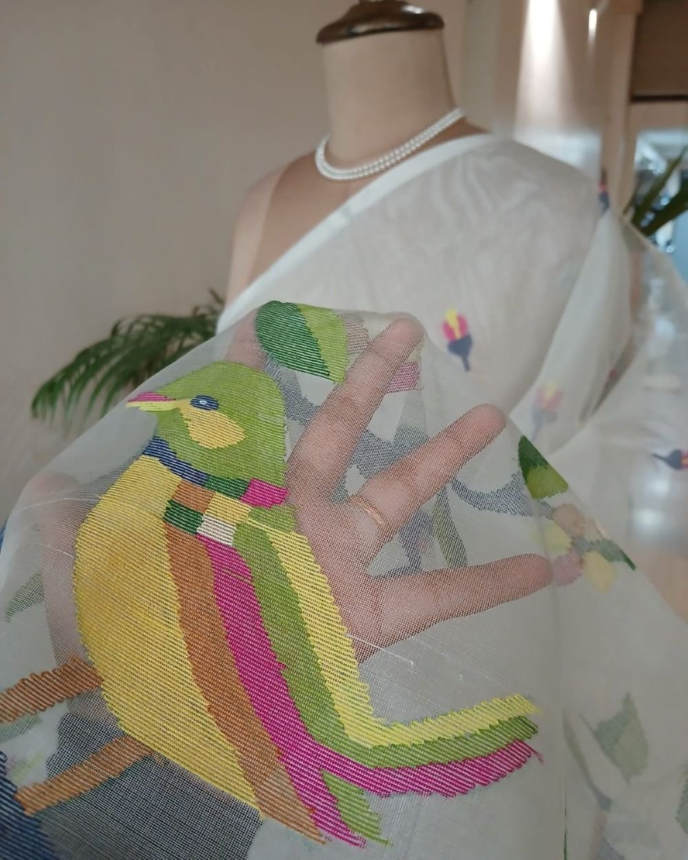 Hand Jamdani in Mulberry Silk with Bird Motifs – (SJMS0028) - Image 3