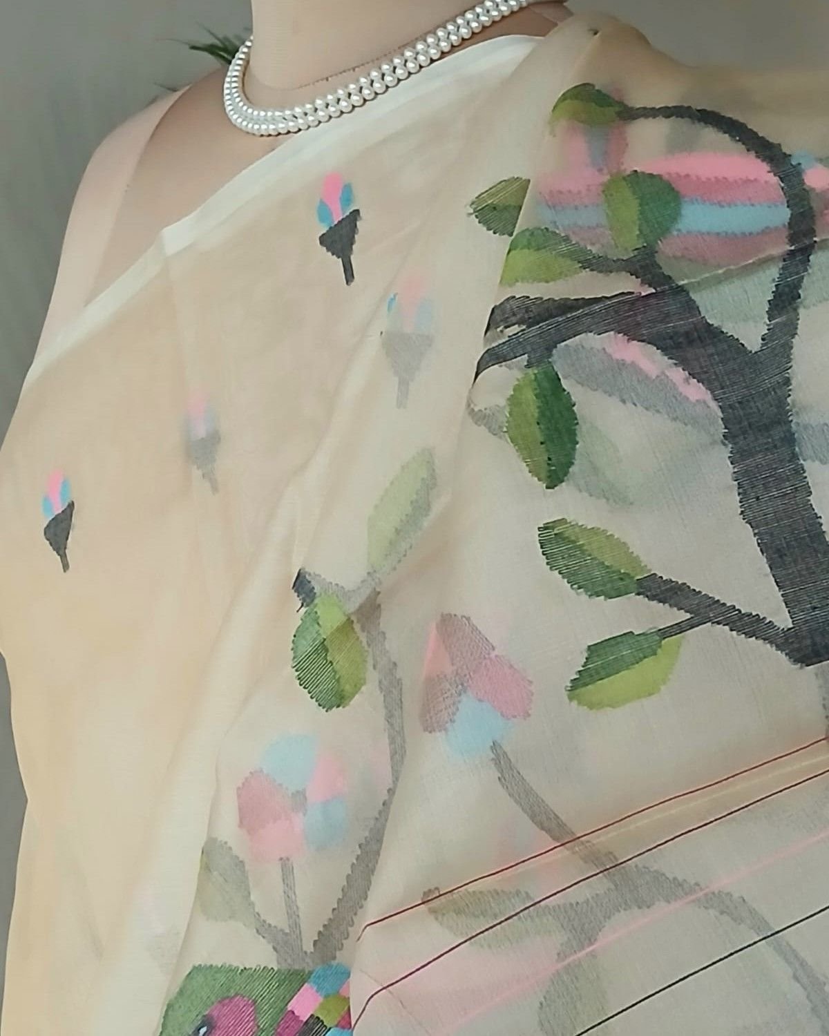 Hand Jamdani in Mulberry Silk with Bird Motifs – (SJMS0029) - Image 4