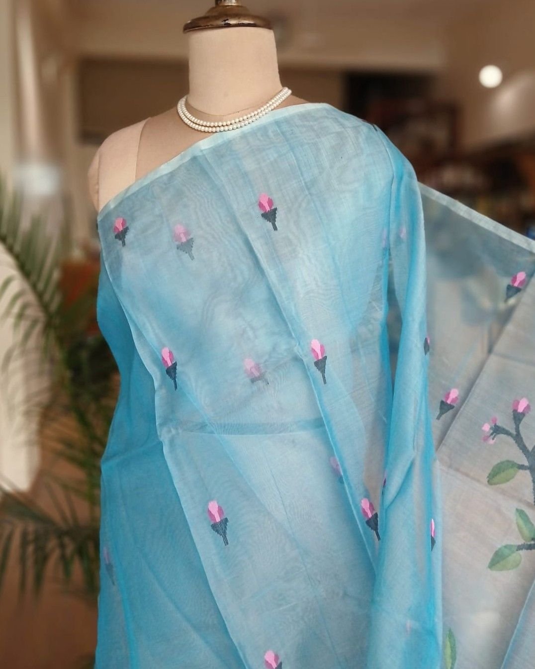 Hand Jamdani in Mulberry Silk with Bird Motifs – (SJMS0031) - Image 2